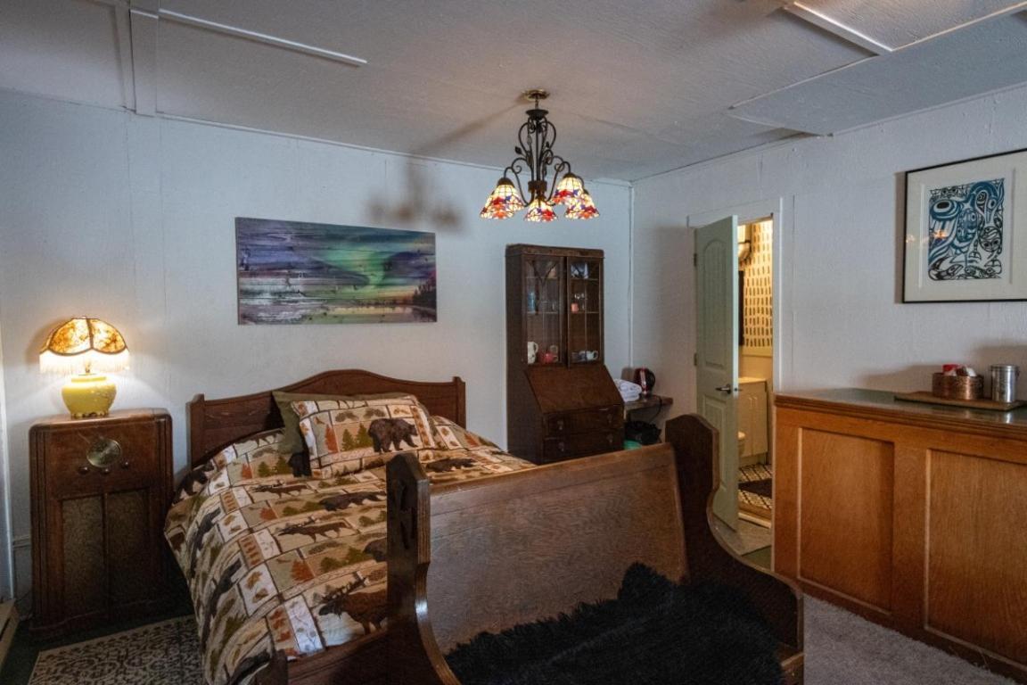 Meadow Suites In Wells Barkerville Exterior photo